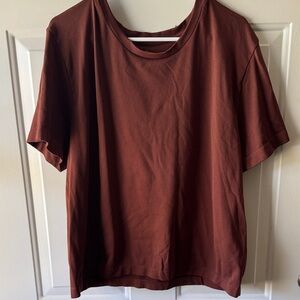 a new day Short-Sleeve Tee in Dark Brown